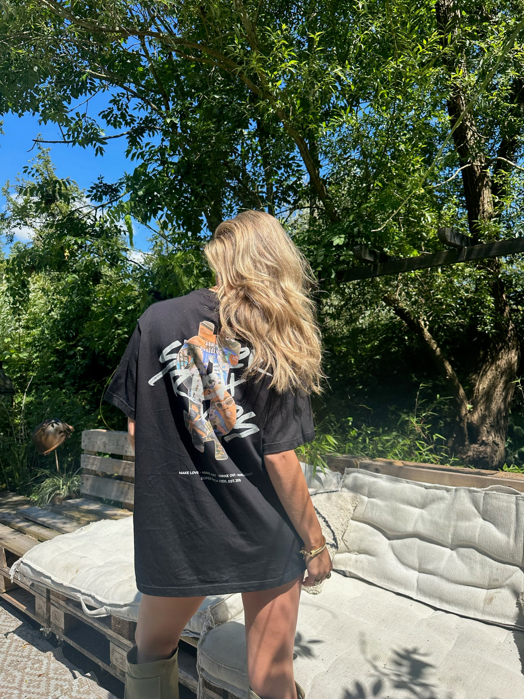 T-Shirt 'Stay Positive' Black