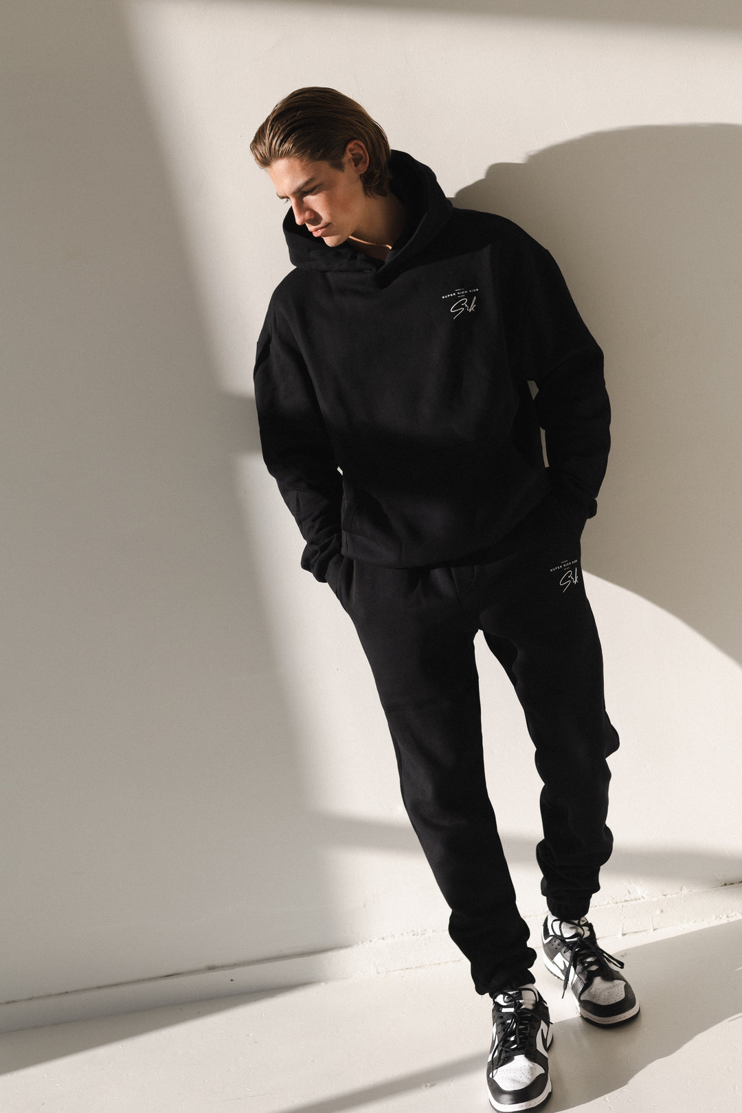 'Signature' Black Hoodie