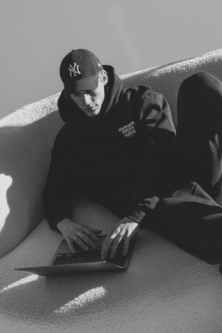 'Essential' Joggers Black