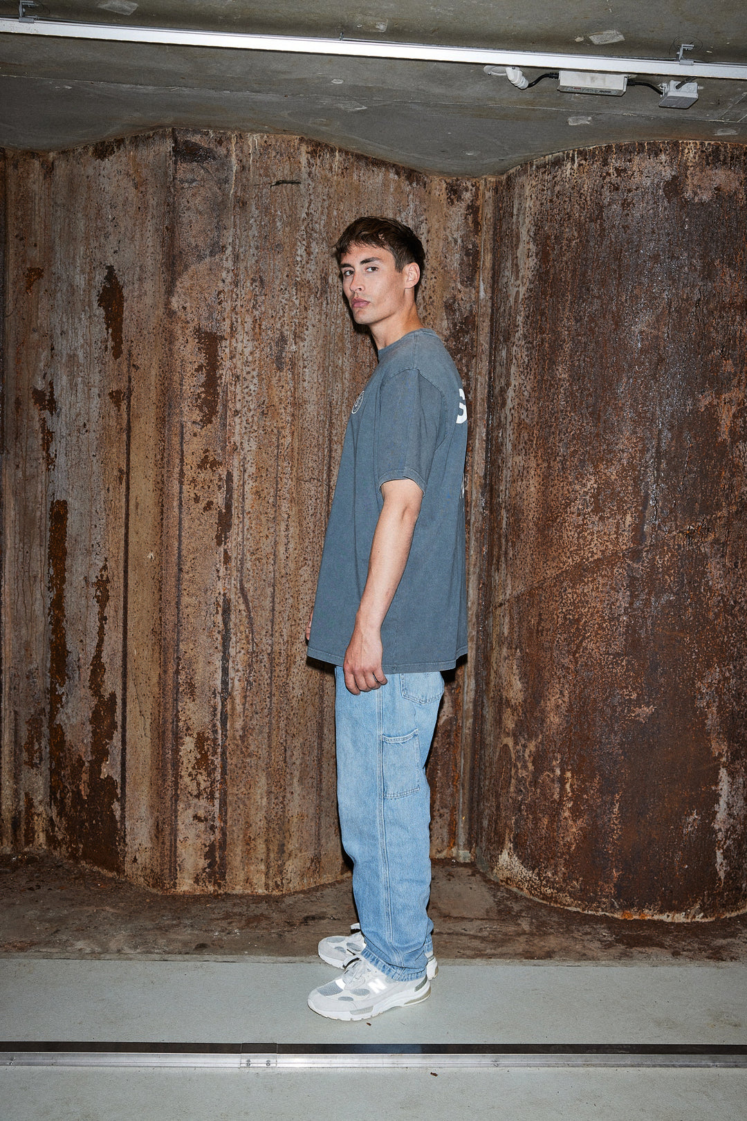 'Super Rich Kids' T-Shirt Acid Wash Grey & White logo