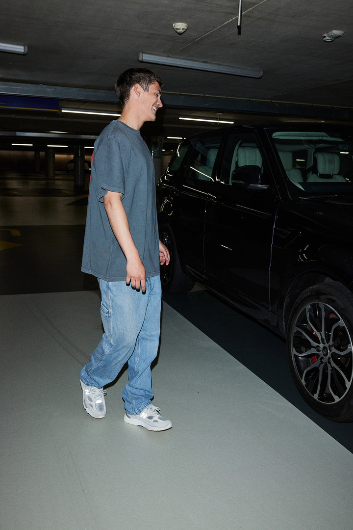 'Super Rich Kids' T-Shirt Acid Wash Grey & Red logo