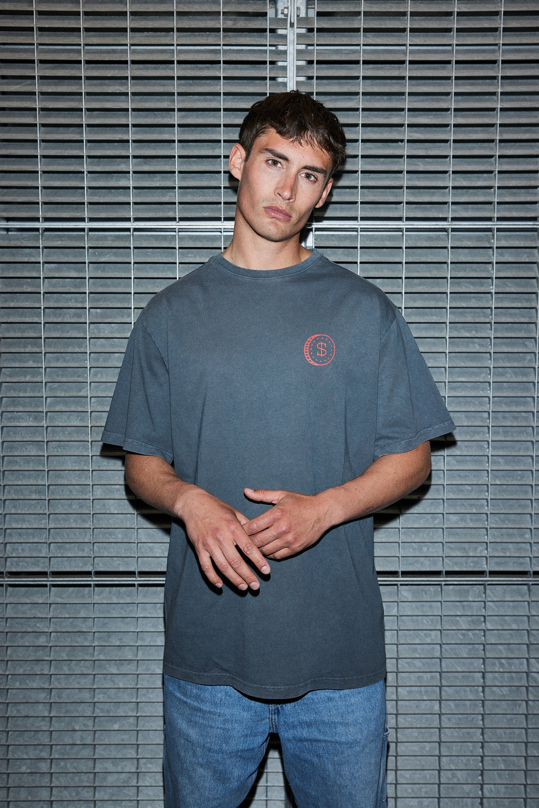 'Super Rich Kids' T-Shirt Acid Wash Grey & Red logo