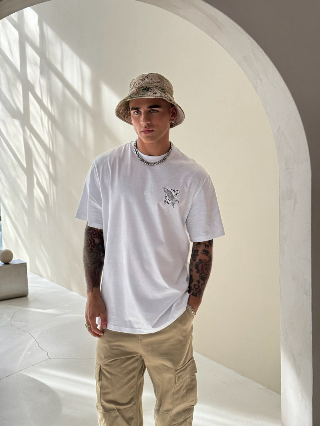 T-Shirt 'Love yourself' White