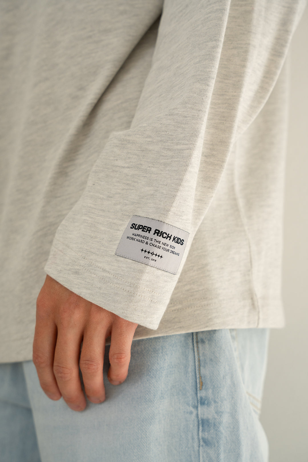 'THE NEW RICH' Longsleeve tee 'Grey Melange & Burgundy'