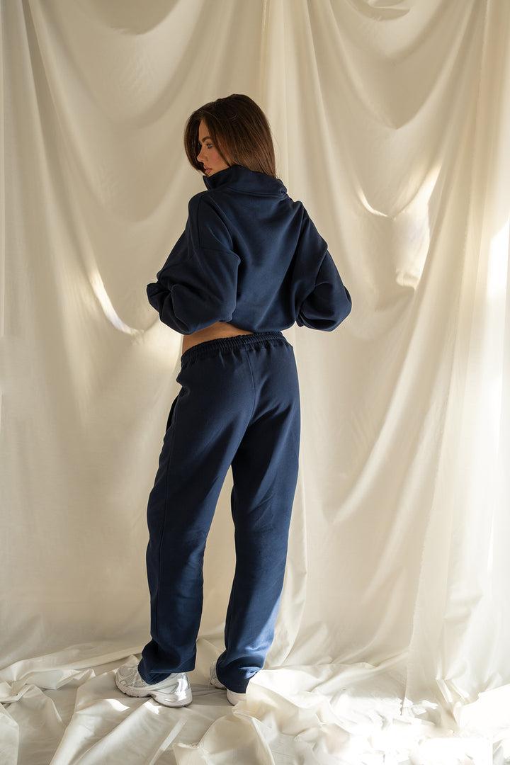 'The New Rich' Quarter Zip sweater 'Navy'