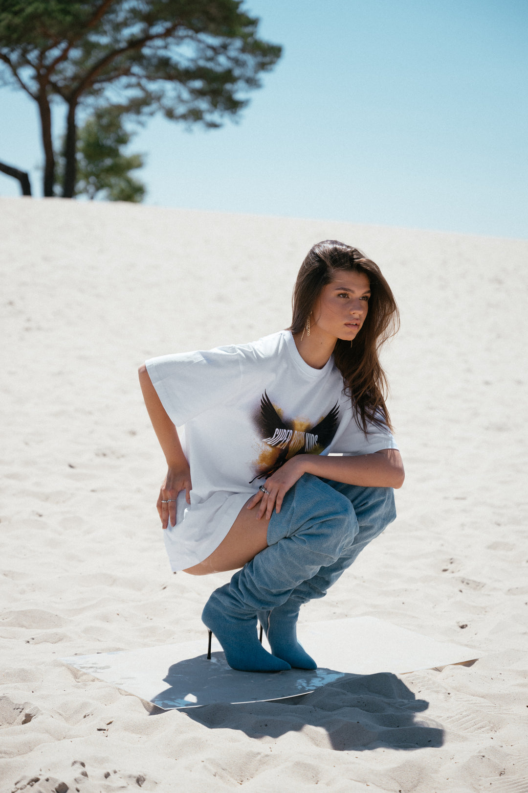 T-Shirt 'Highest in the Room' White & Yellow