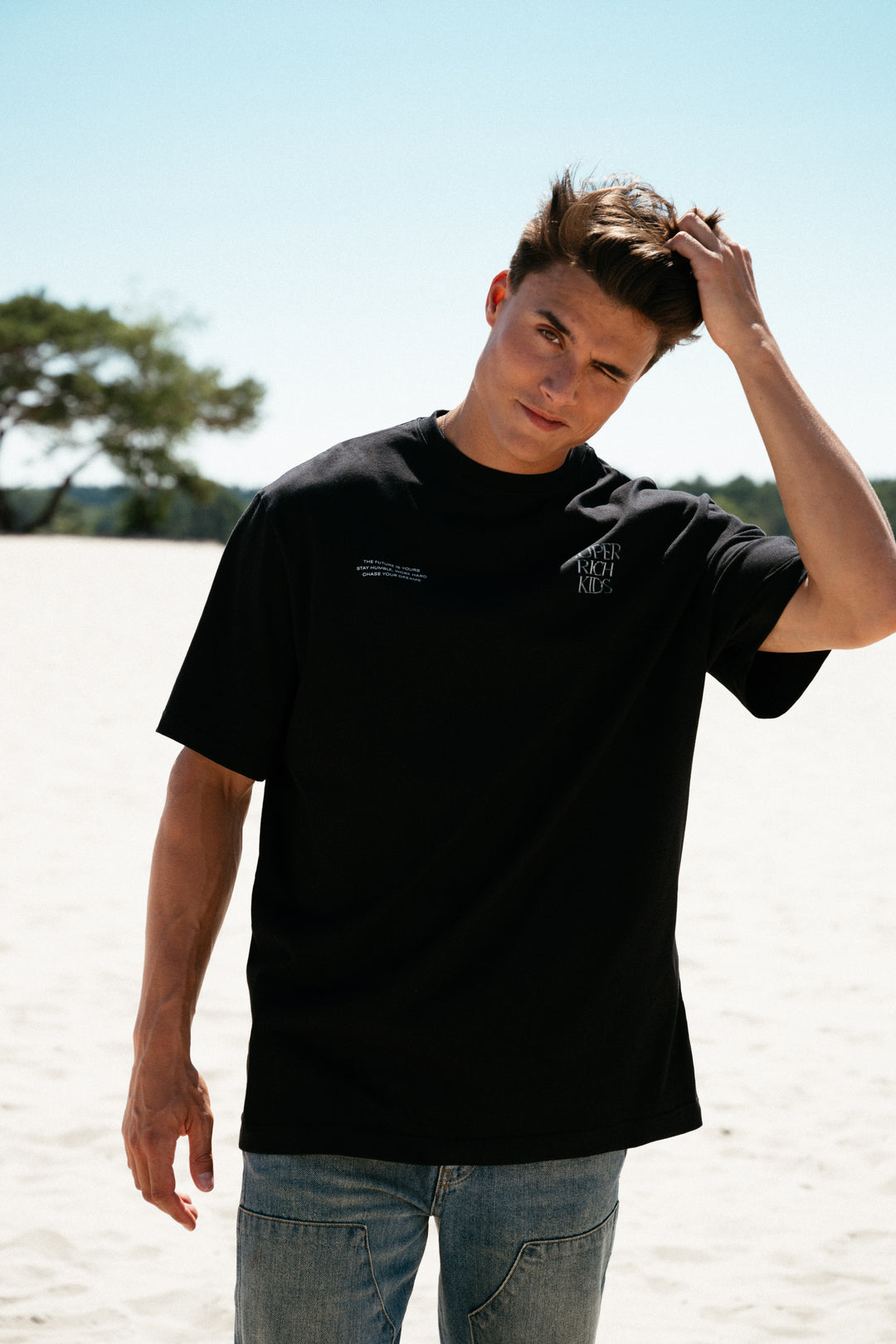 T-Shirt 'Chase your Dreams' Zwart