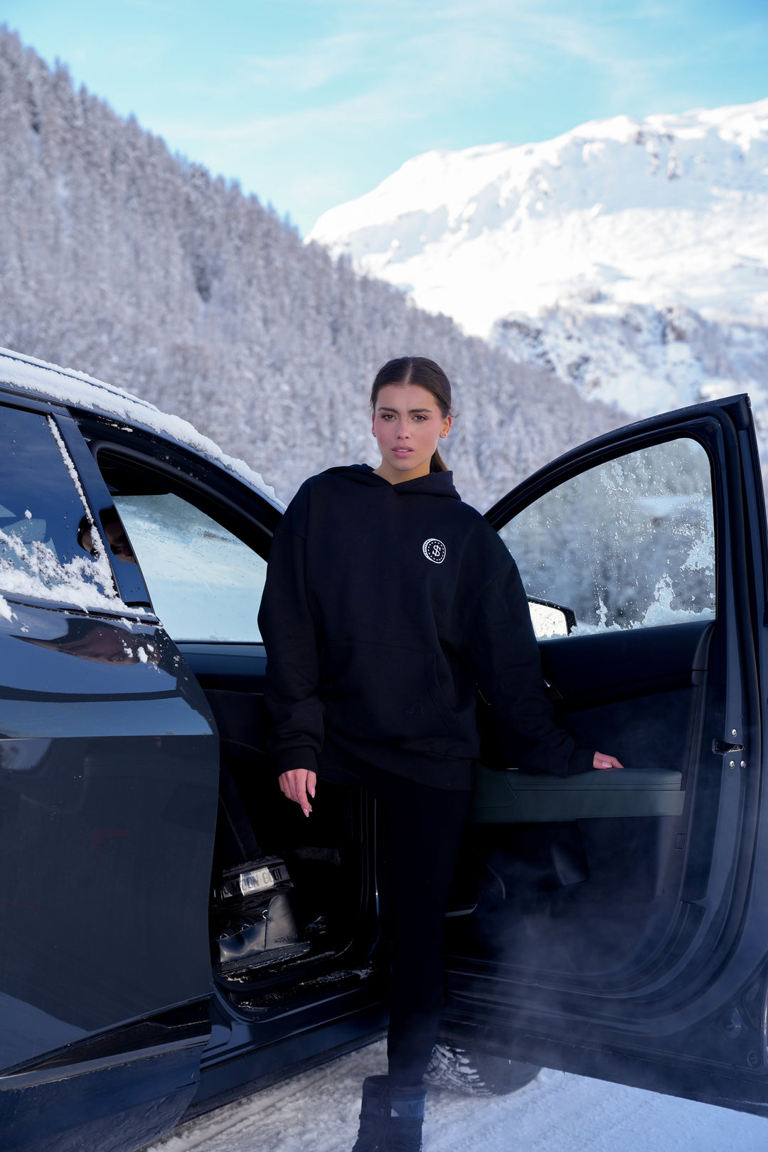 'Super Rich Kids' Hoodie Black & White