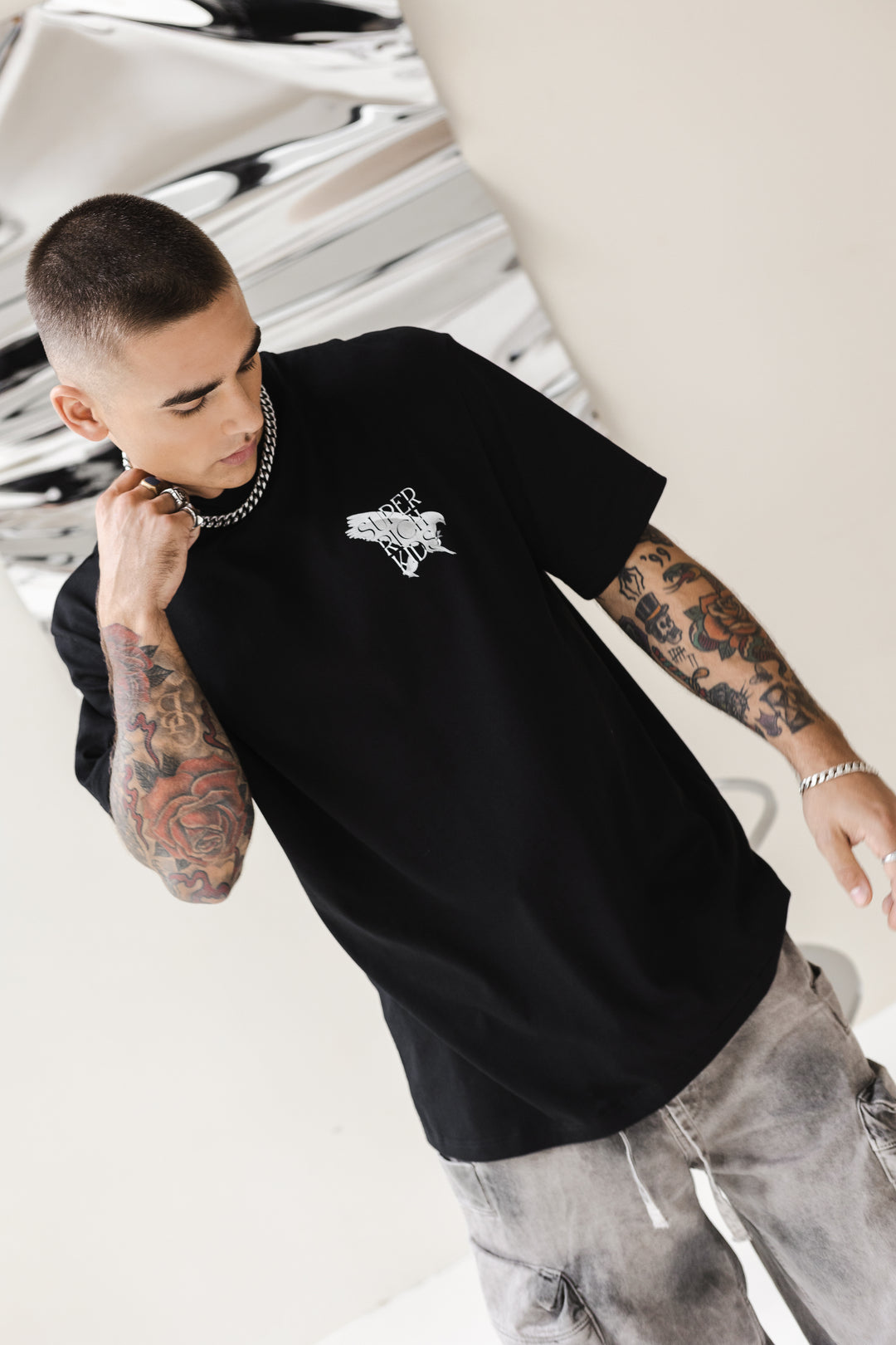 T-Shirt 'Love yourself' Black