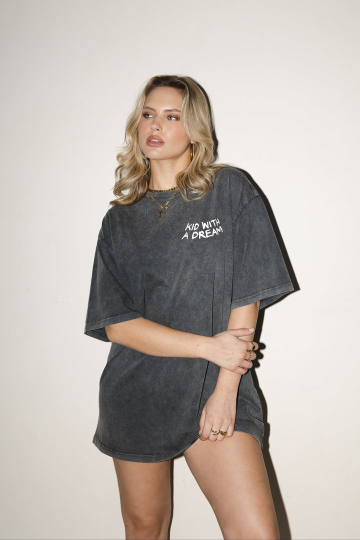 'Kid With a Dream' T-Shirt Acid Wash Grey