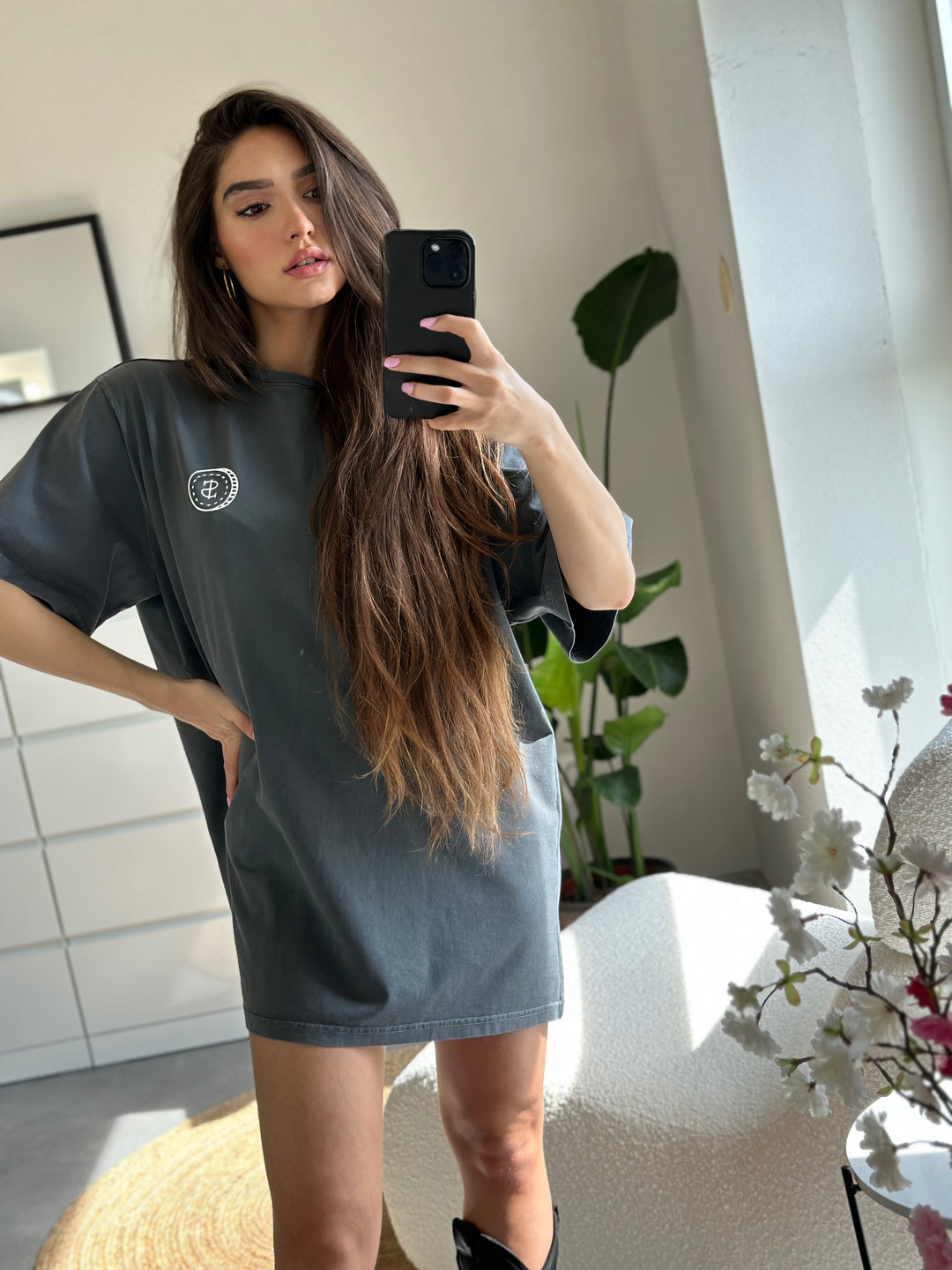 'Super Rich Kids' T-Shirt Acid Wash Grey & White logo