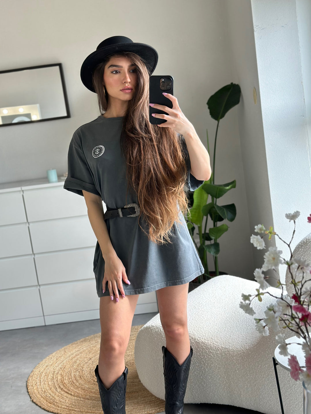 'Super Rich Kids' T-Shirt Acid Wash Grey & White logo