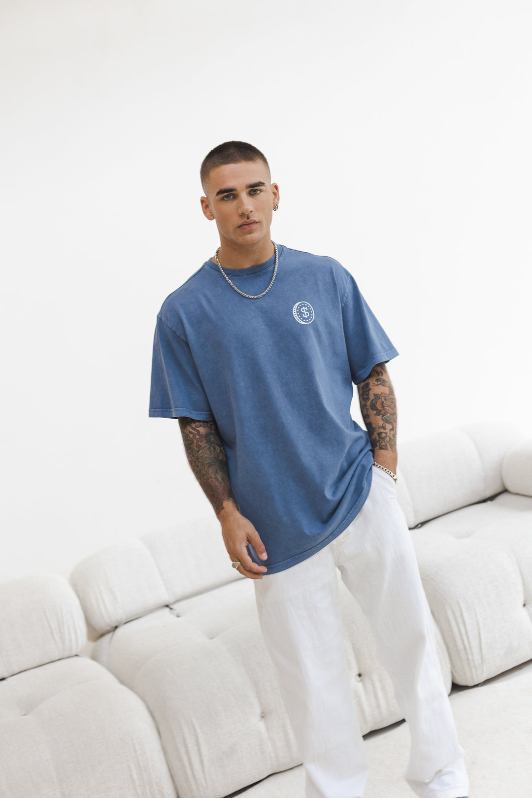 'Super Rich Kids' T-Shirt Acid Wash Blue